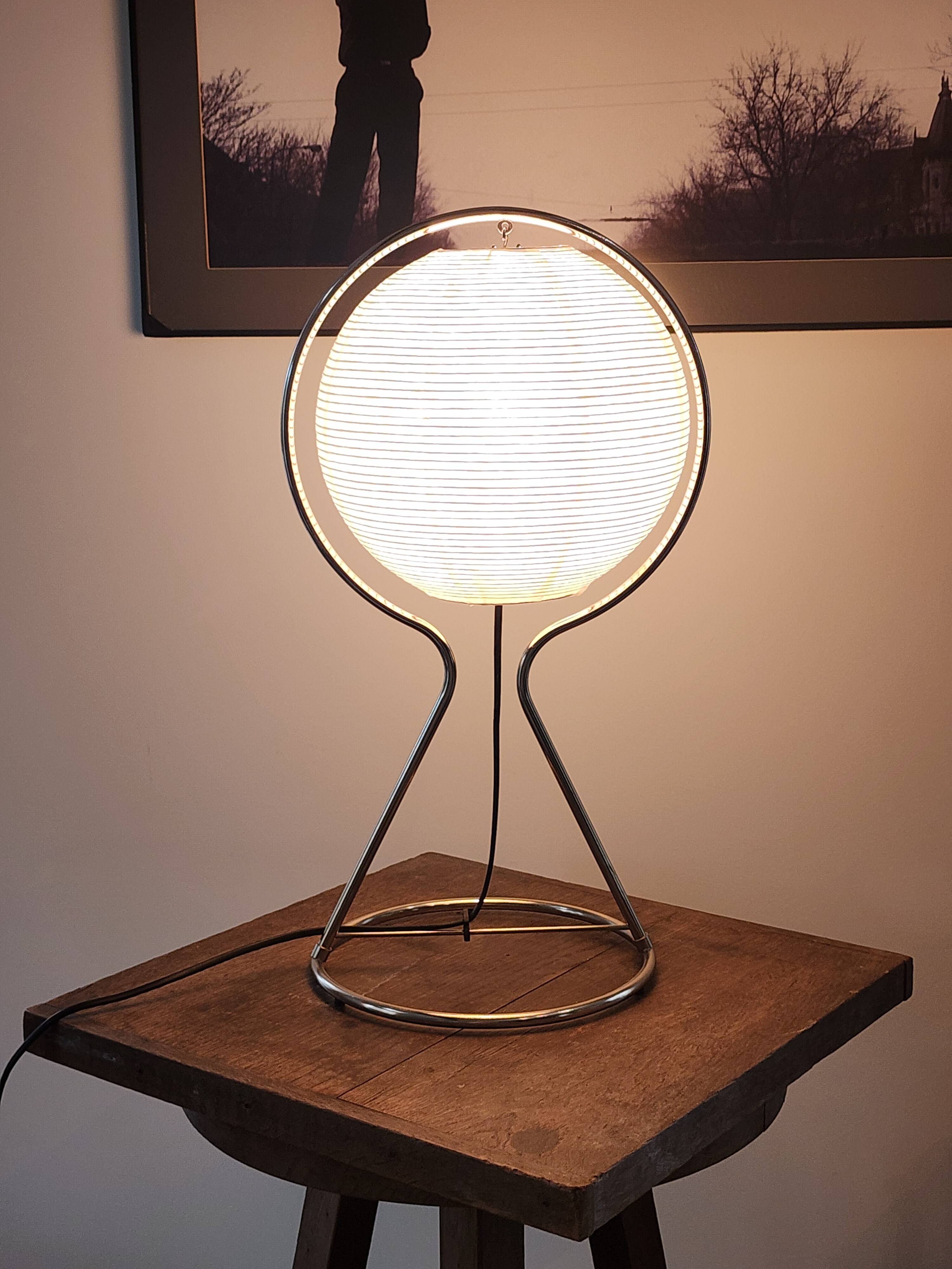 Väte Table Lamp