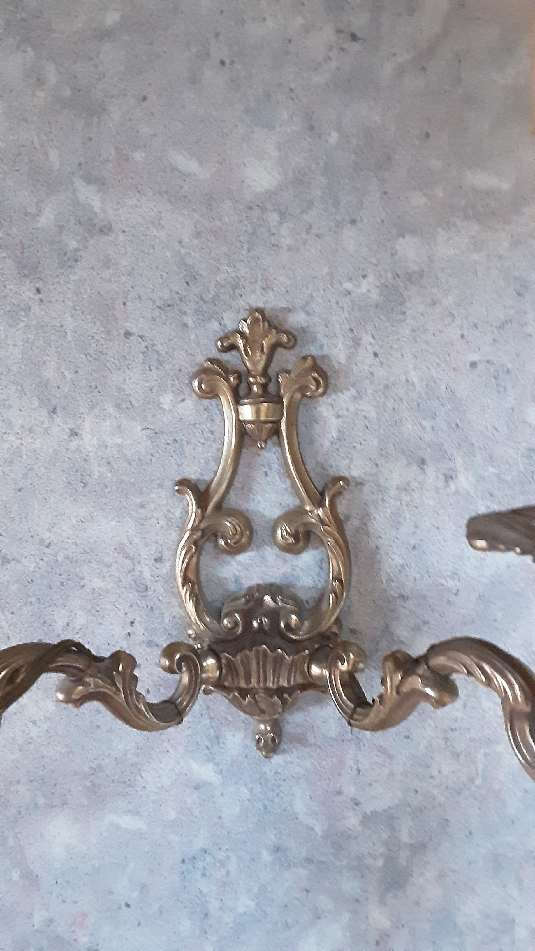 Pair of gold bronze appliques - year 60