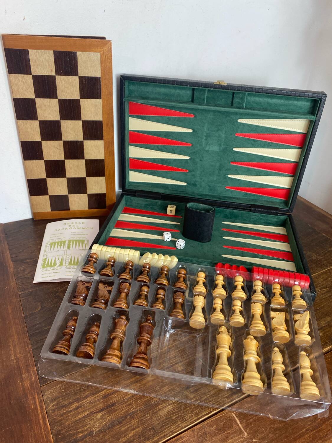 Backgammon and chess game set