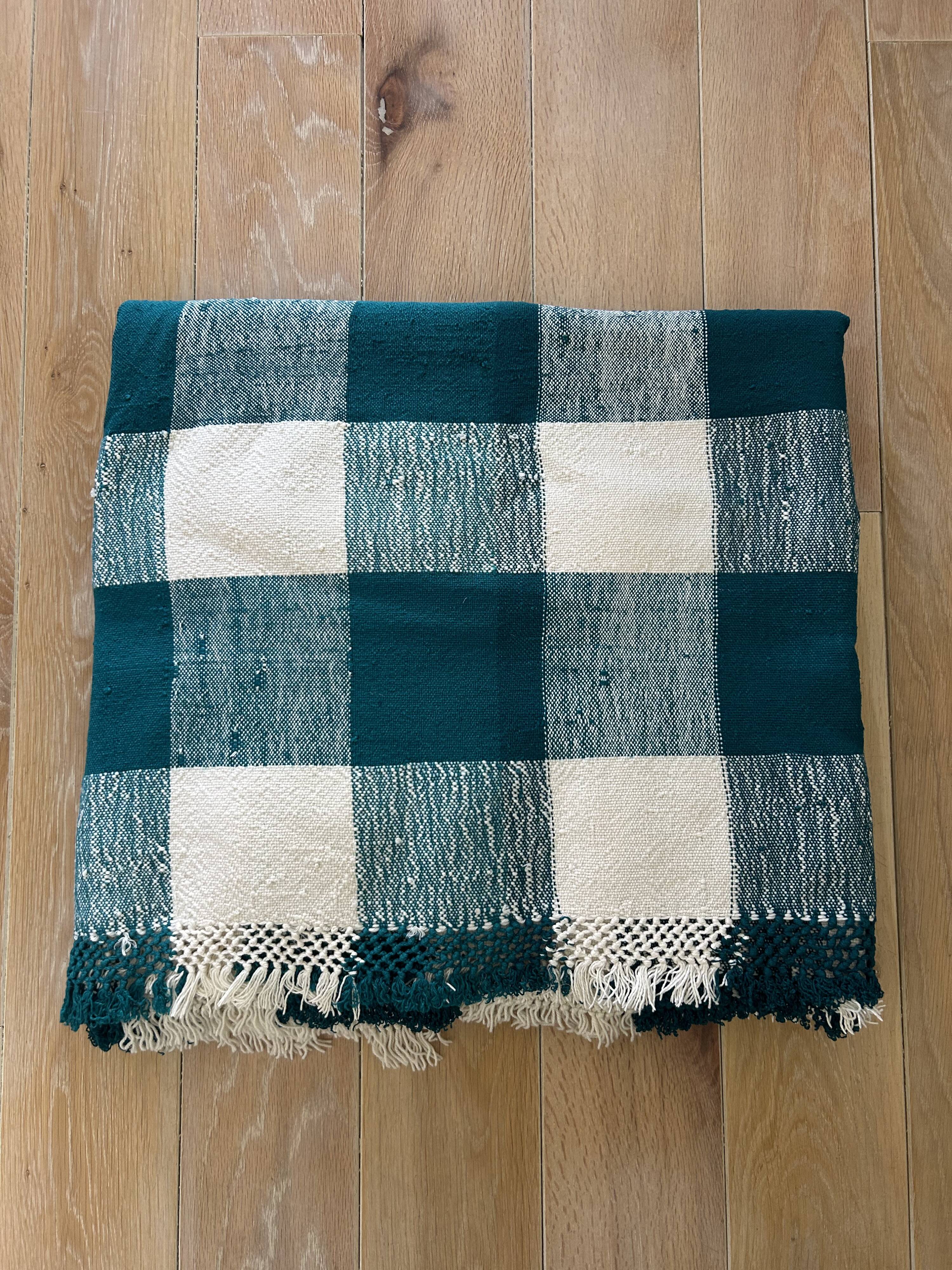 Vintage moroccan haïk blanket
