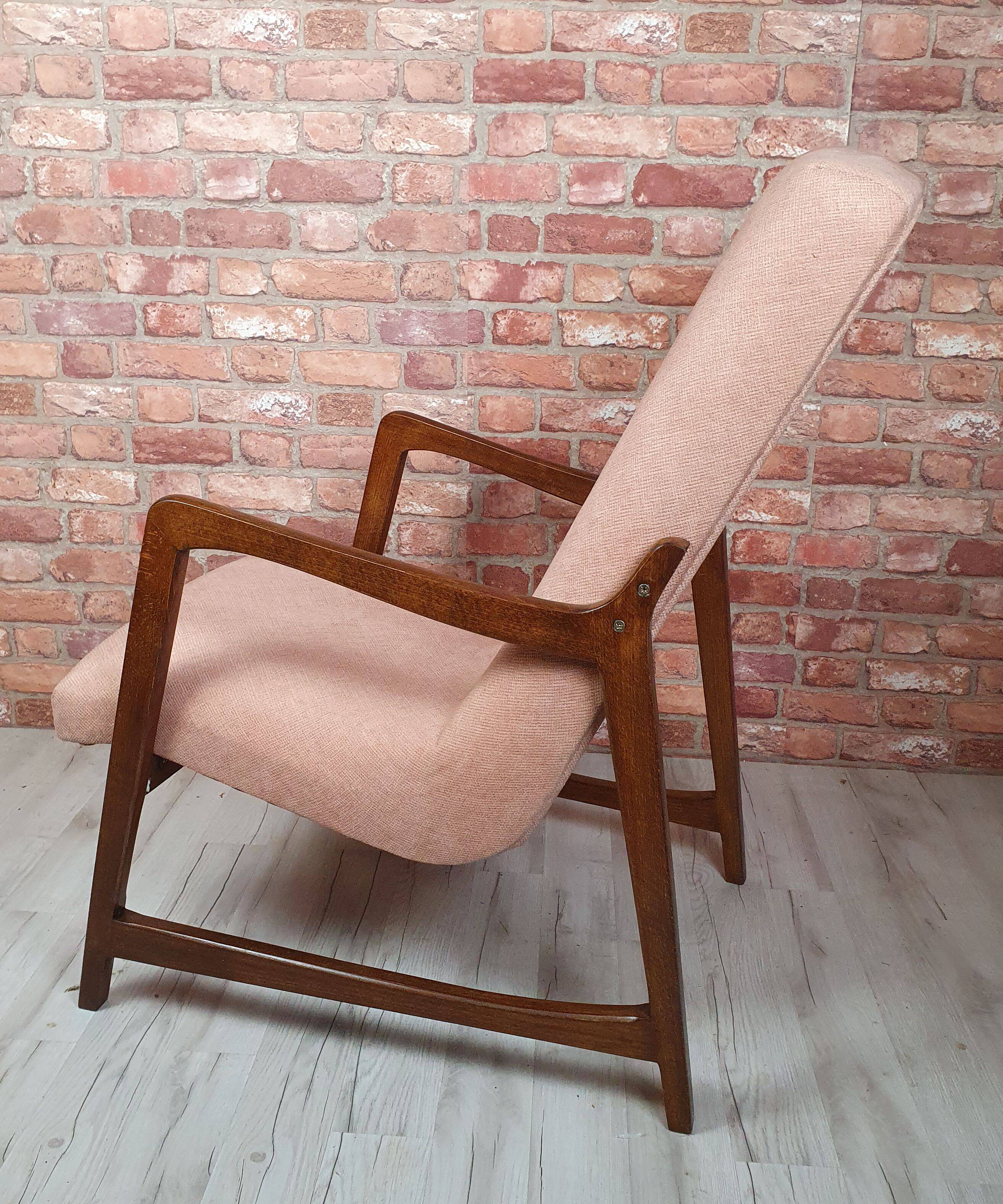 Fauteuil rénové, type 364, conçu par Barbara Fenrych-Węcławska, Pologne, années 1950