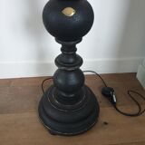 Lamp to be laid