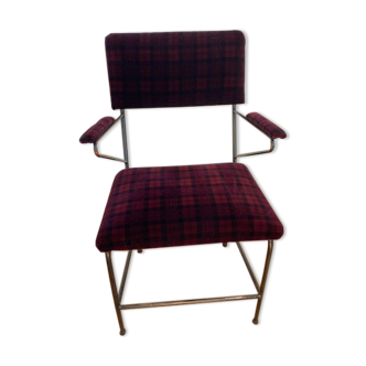 Fauteuil industriel fonte et velours vintage 60