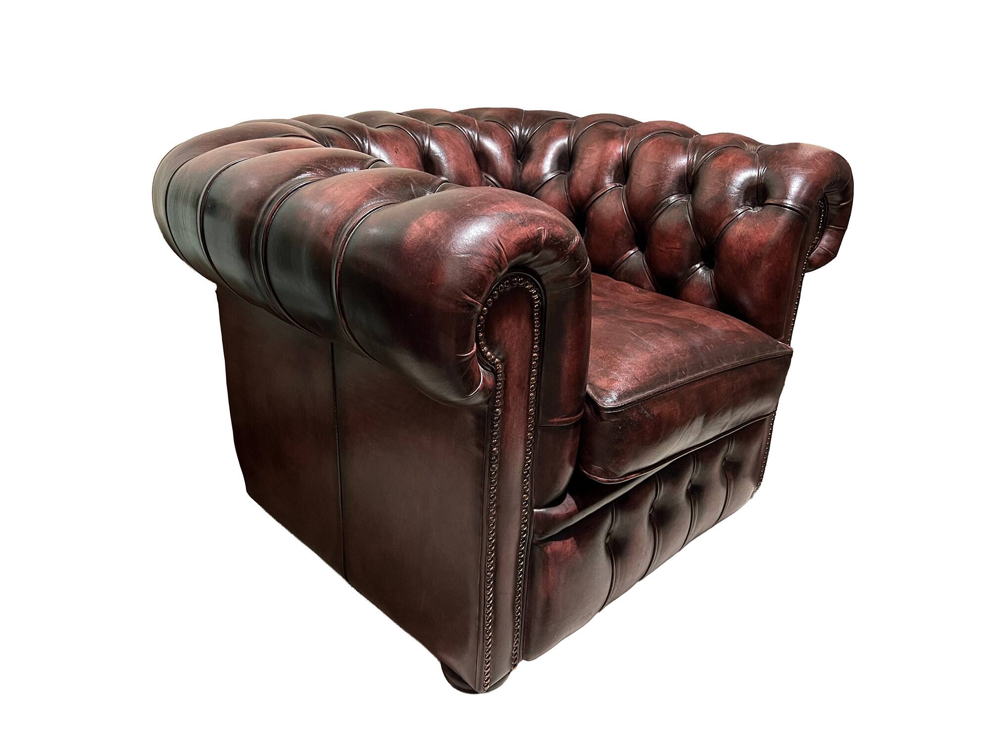 Fauteuil Chesterfield sur mesure, Fleming & Howland, cuir anglais, 2016