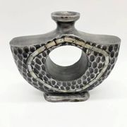 Vase « Martelé Nacre » / Fonte d’aluminium – 1980s