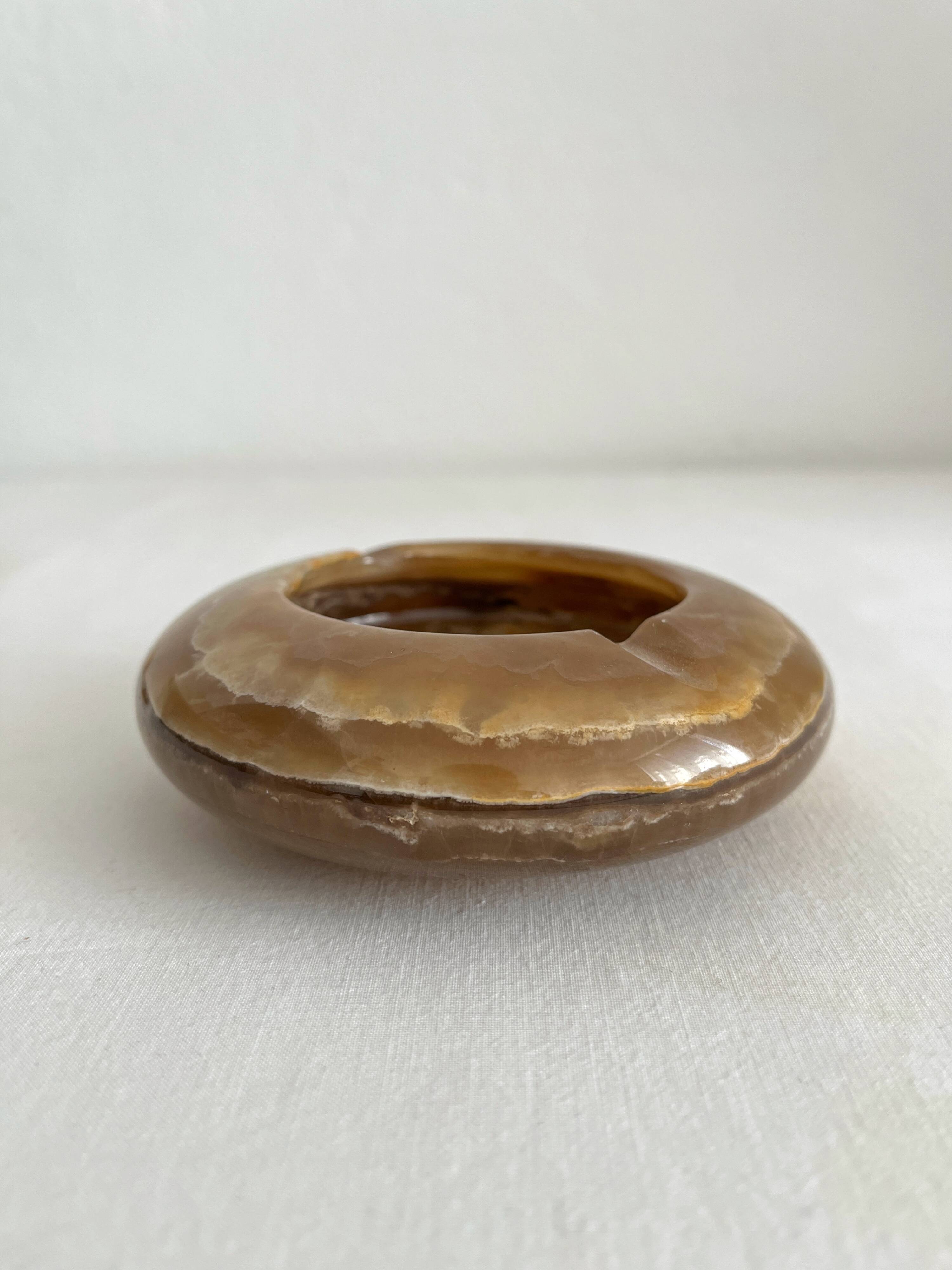 Vintage round alabaster or onyx ashtray