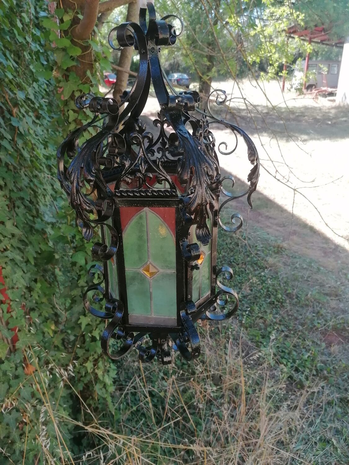 Ancienne lanterne en vitrail et fer forgé du 19ème