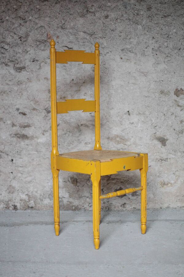 Chaise bois ancienne, chaise bois peinte jaune,chaise assise tressage osier
