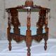 Fauteuil d'angle néo-renaissance en noyer sculpté