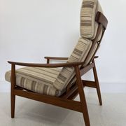 Fauteuil FD 164 en teck par Arne Vodder pour France & Son