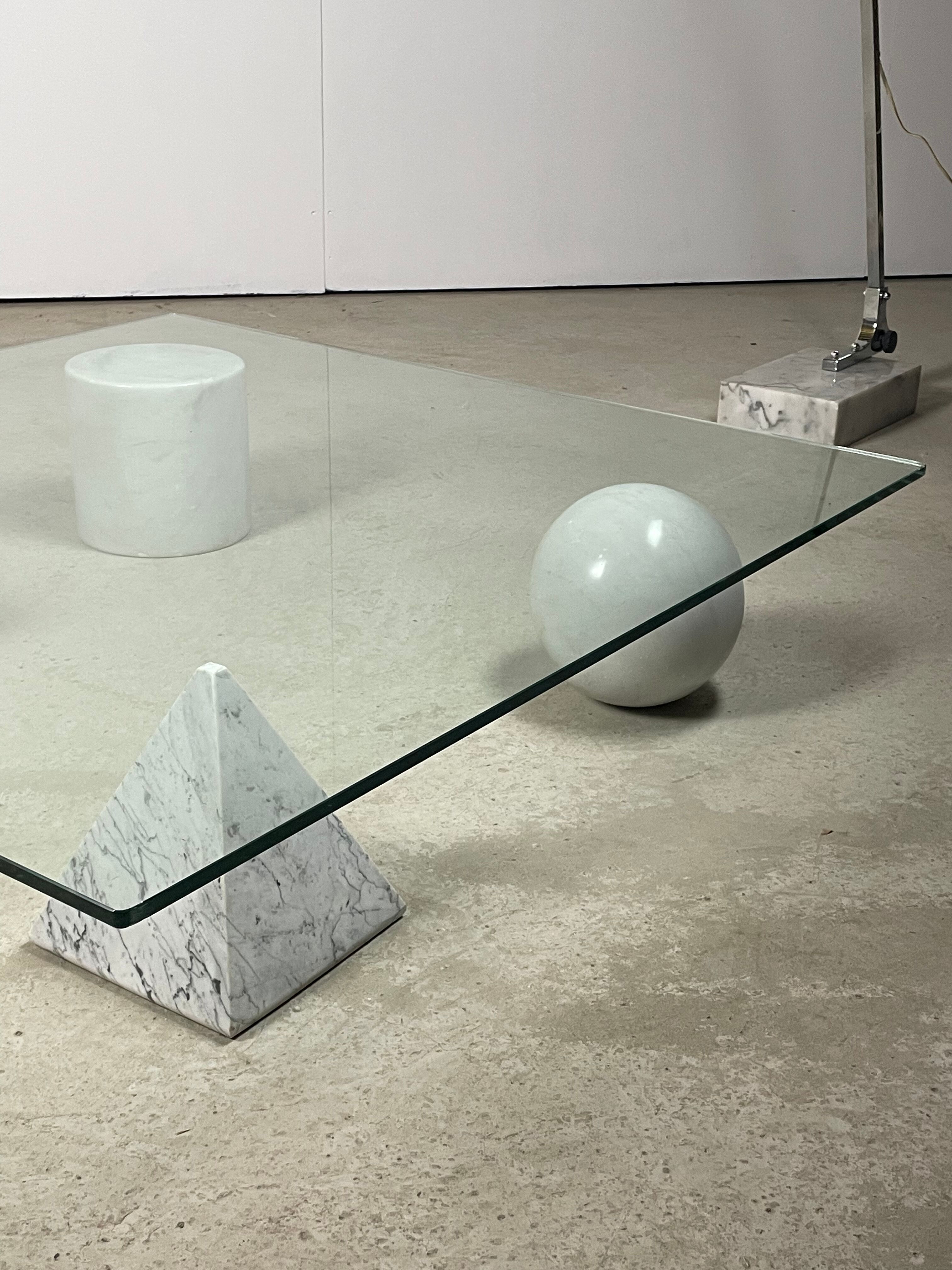 Metafora coffee table