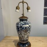 Chinese porcelain table lamp