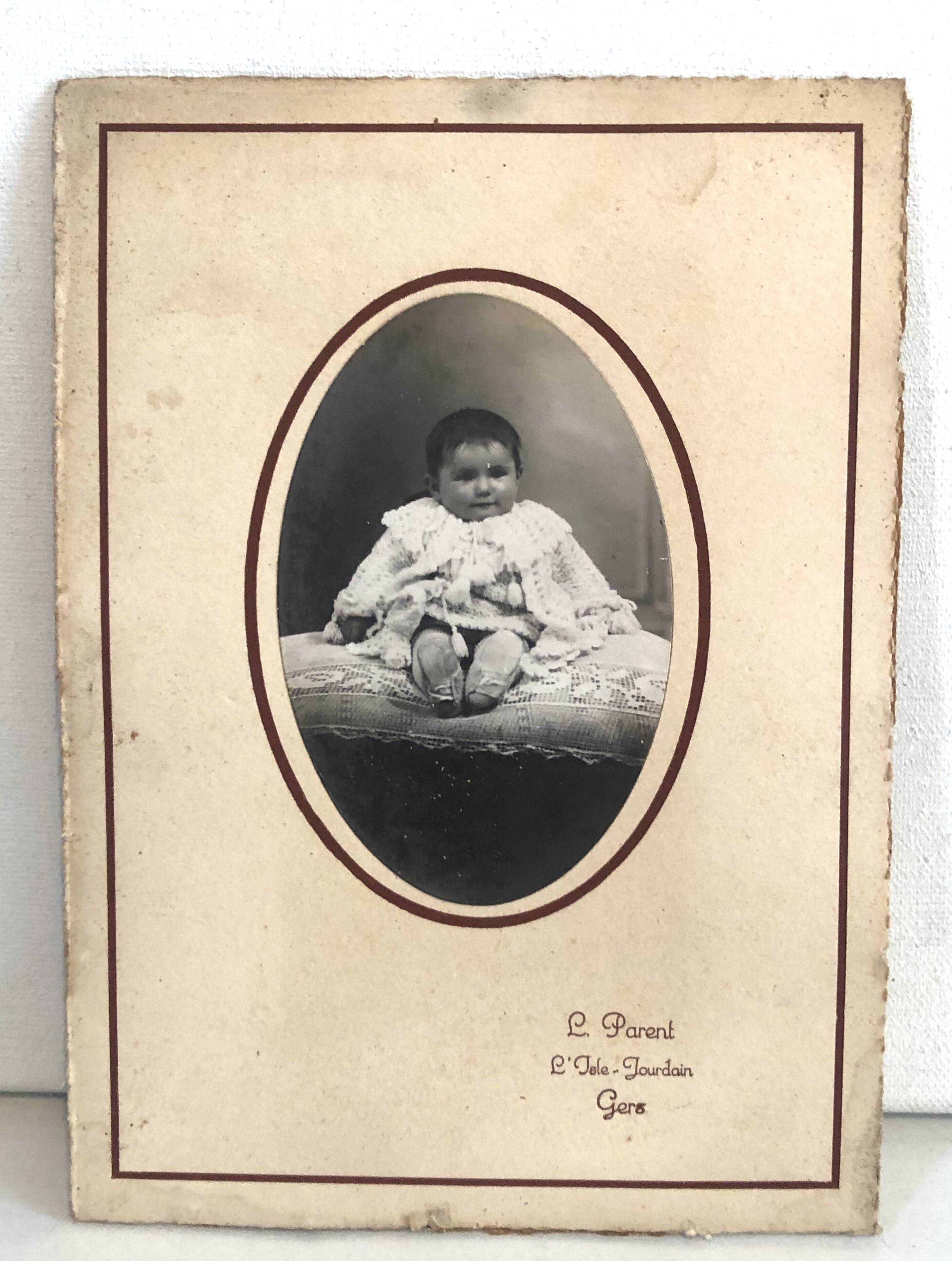 Oval Black and White Toddler Photo