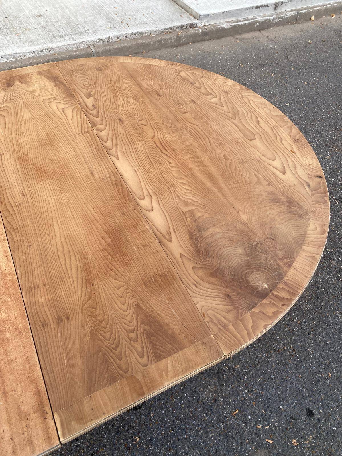 Round extendable dining table Regency central leg stripped mahogany 1960