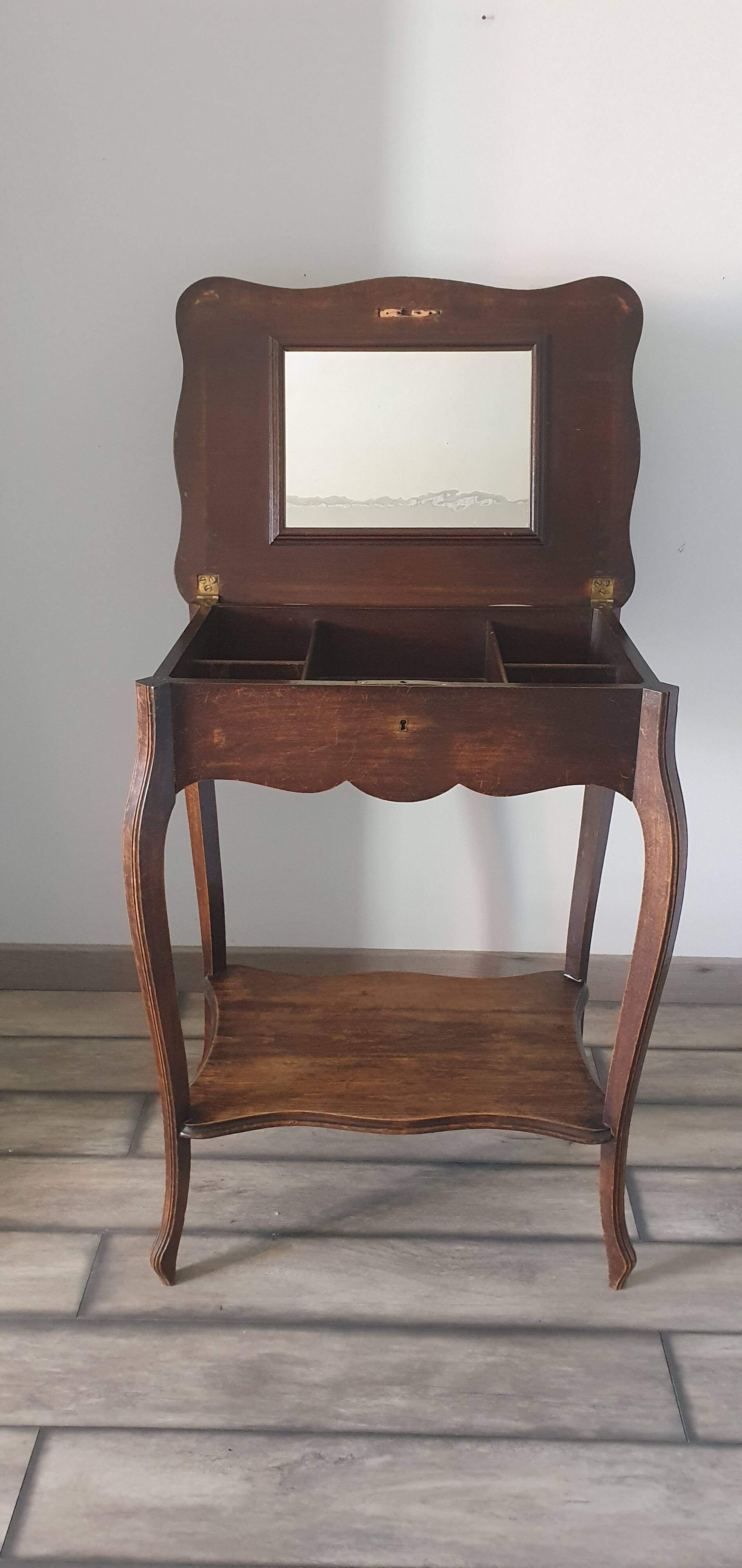 Meuble coiffeuse