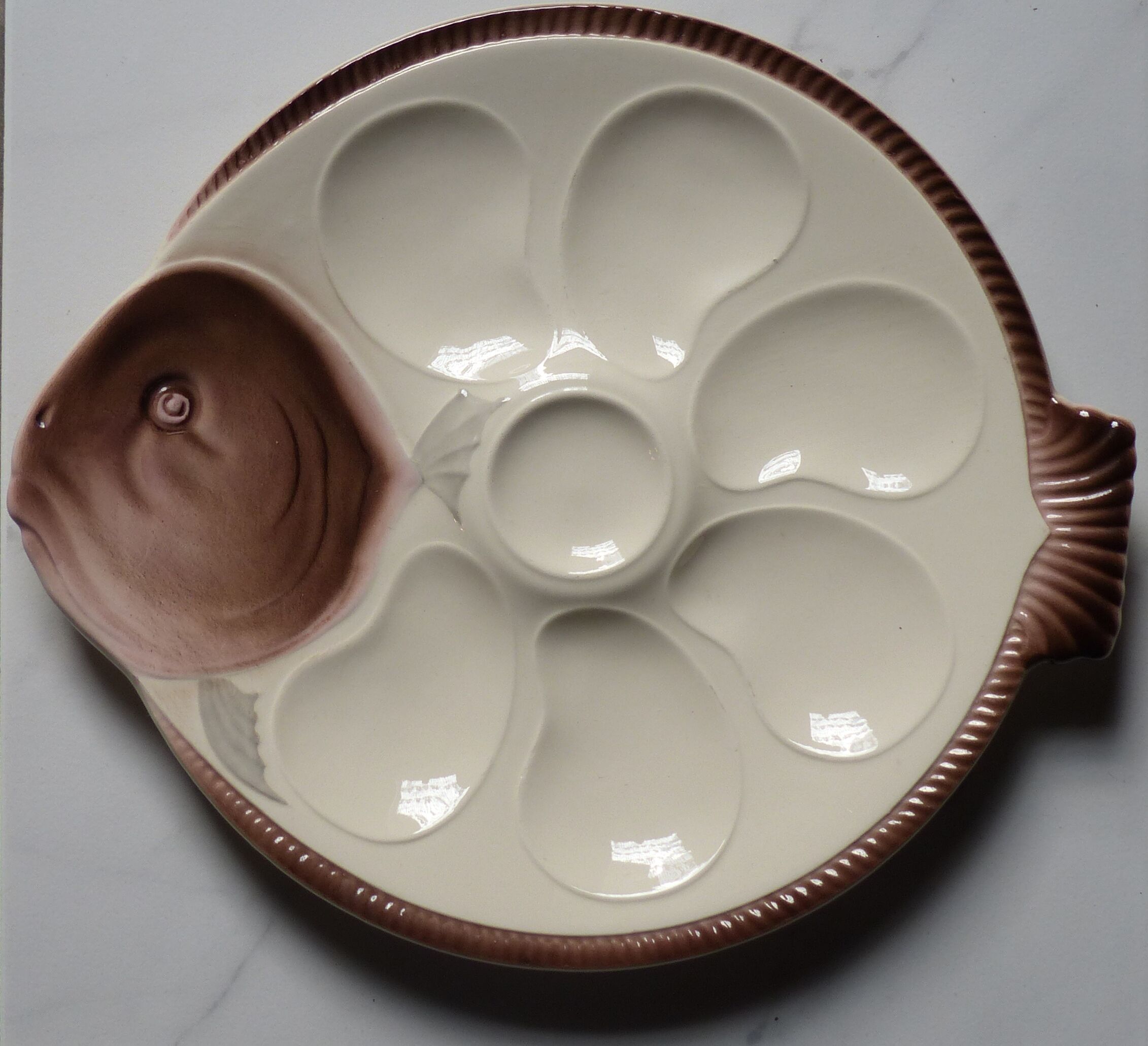 Longwy earthenware oyster plates Copenhagen model