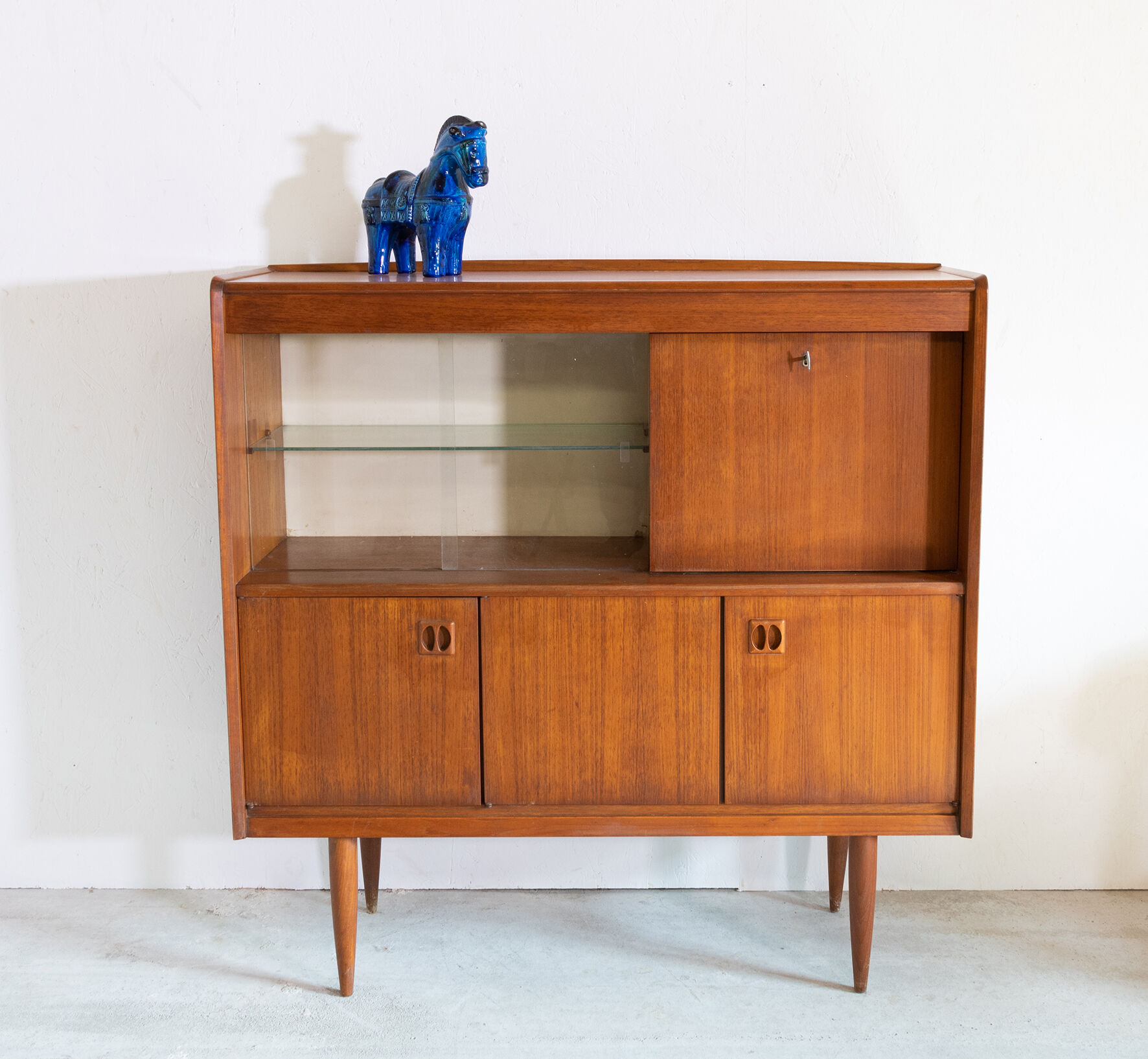 Scandinavian top buffet