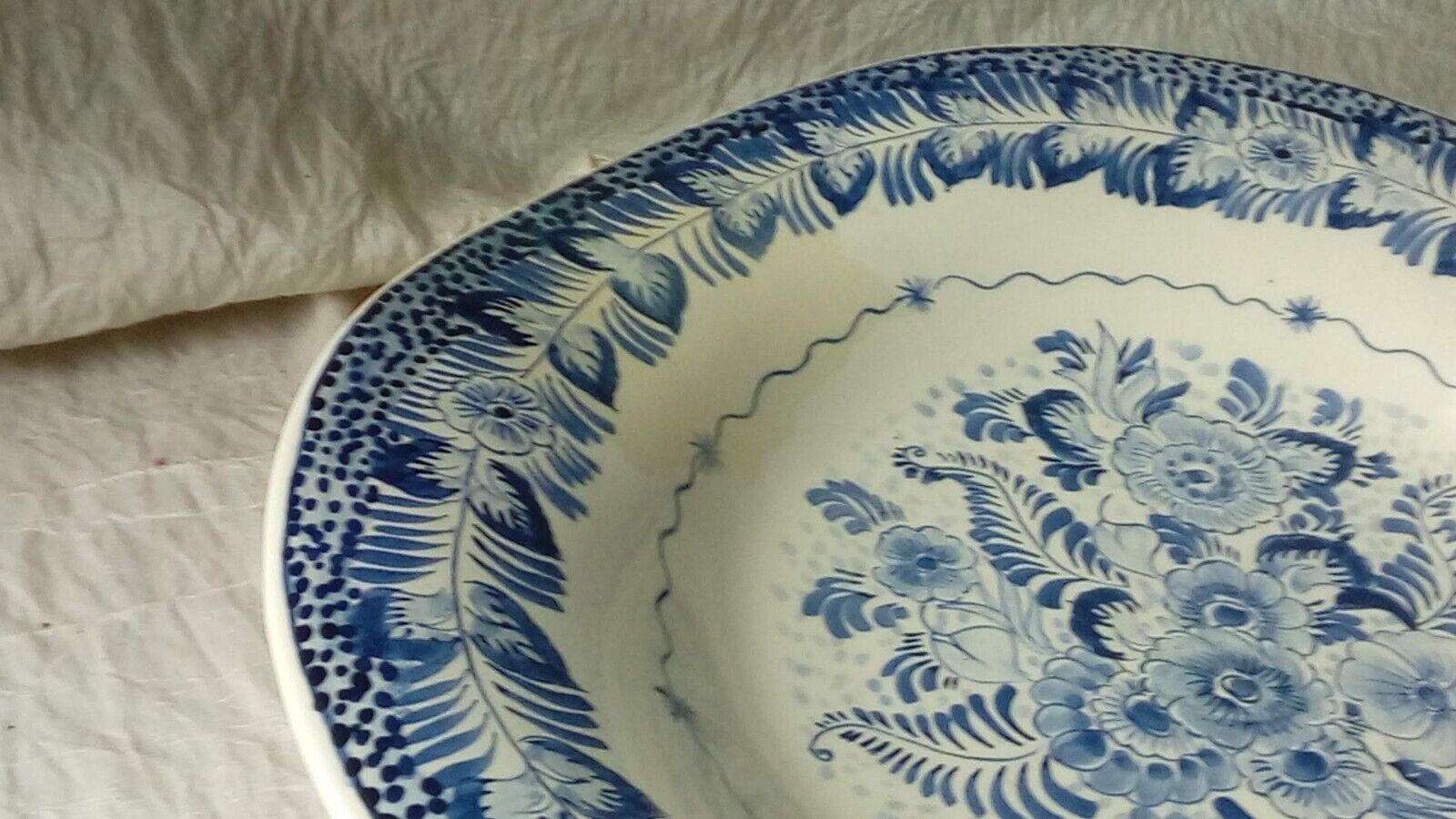Plat en faience modele ondule de delft blauw hollande