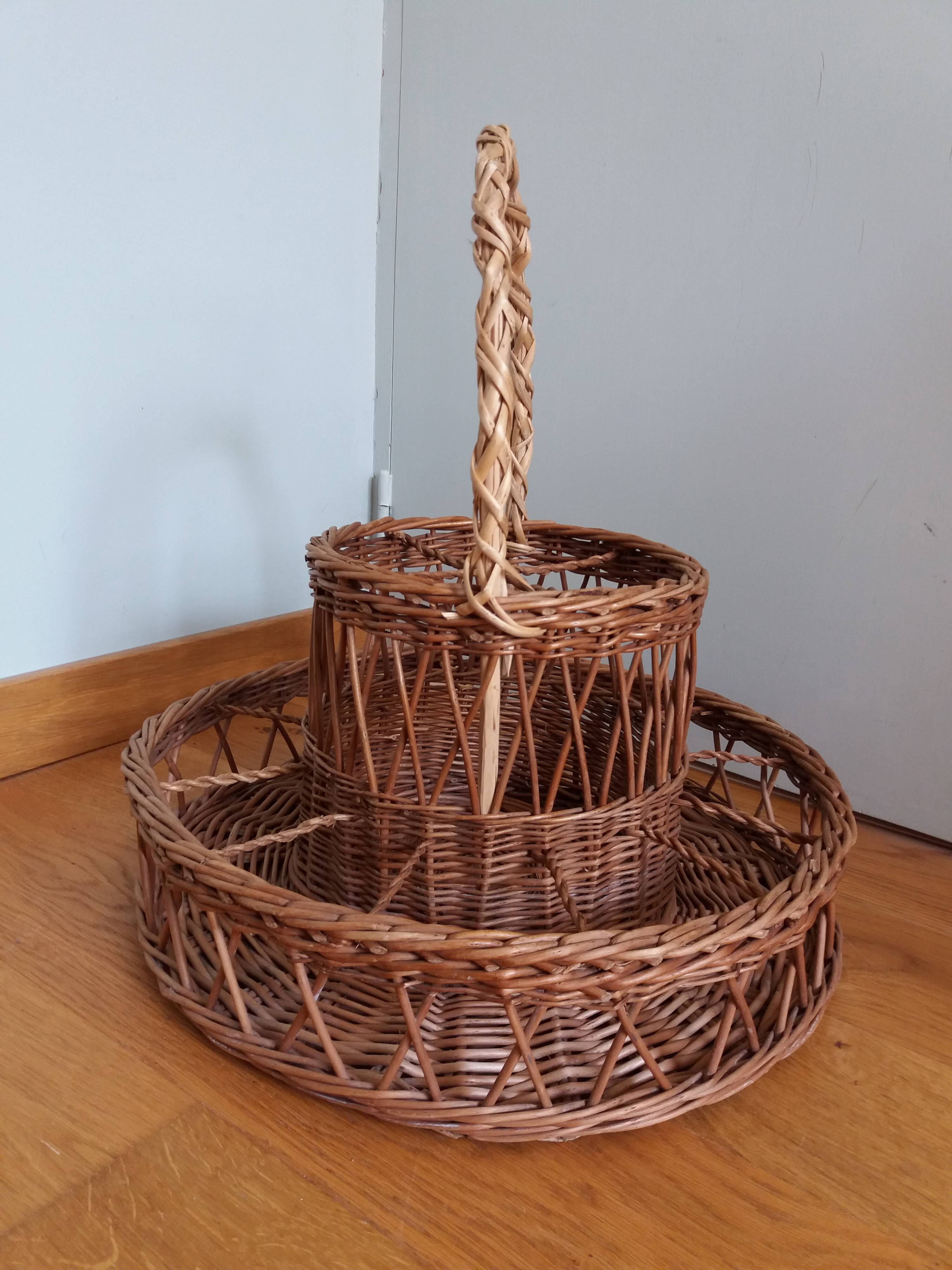 Rattan wicker glass and bottle holder basket