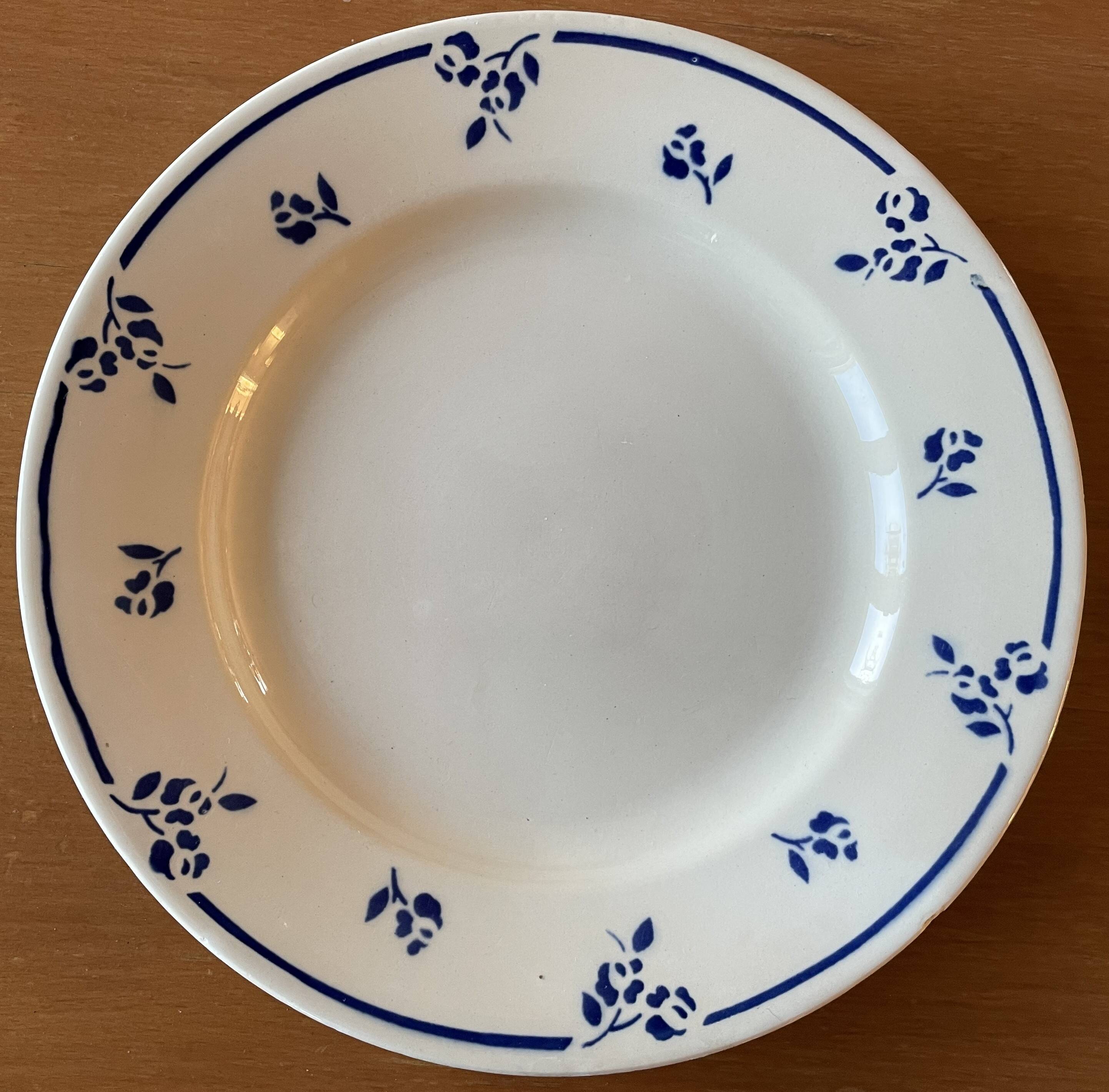 6 antique flat plates in Sarreguemines earthenware