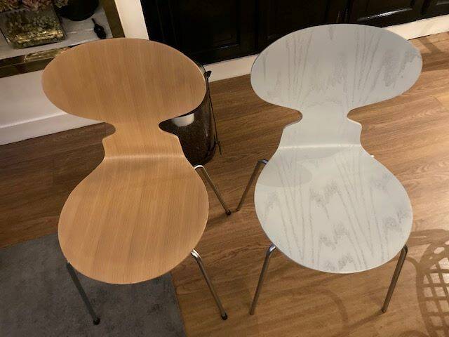 ANT ARNE JACOBSEN CHAIRS