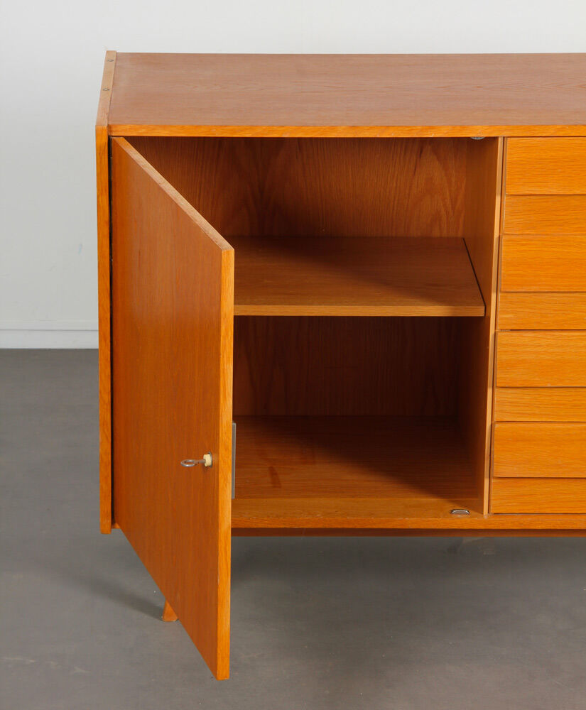 Rangement vintage en chêne par Jiri Jiroutek, modèle U-458, 1960