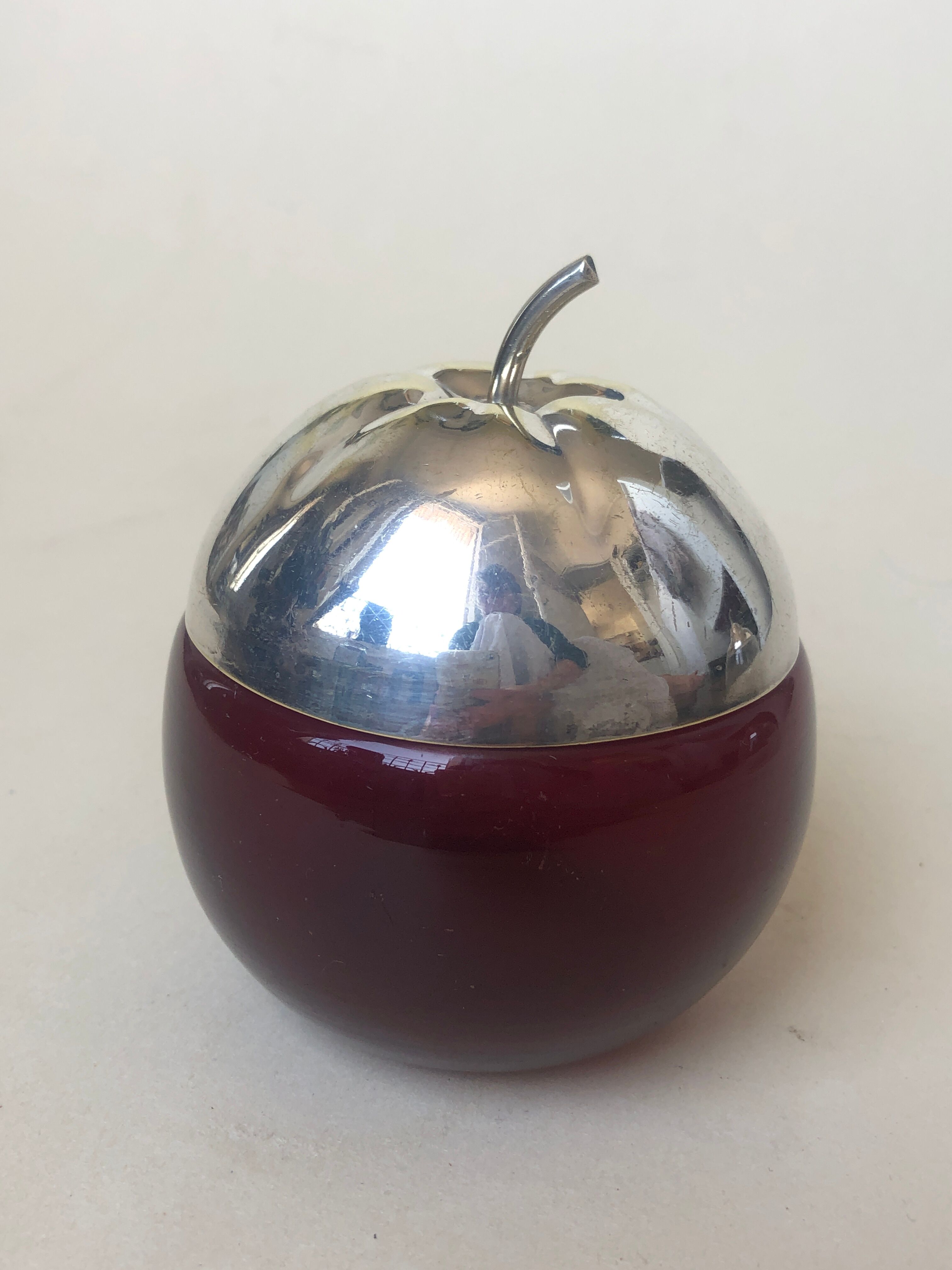Set of candy apple and pear, metal and glass