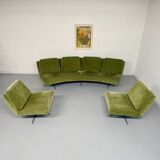 Complete living room with a sofa and 2 Italian design armchairs from the 70s, vintage.
