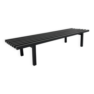 banc en bois à lattes