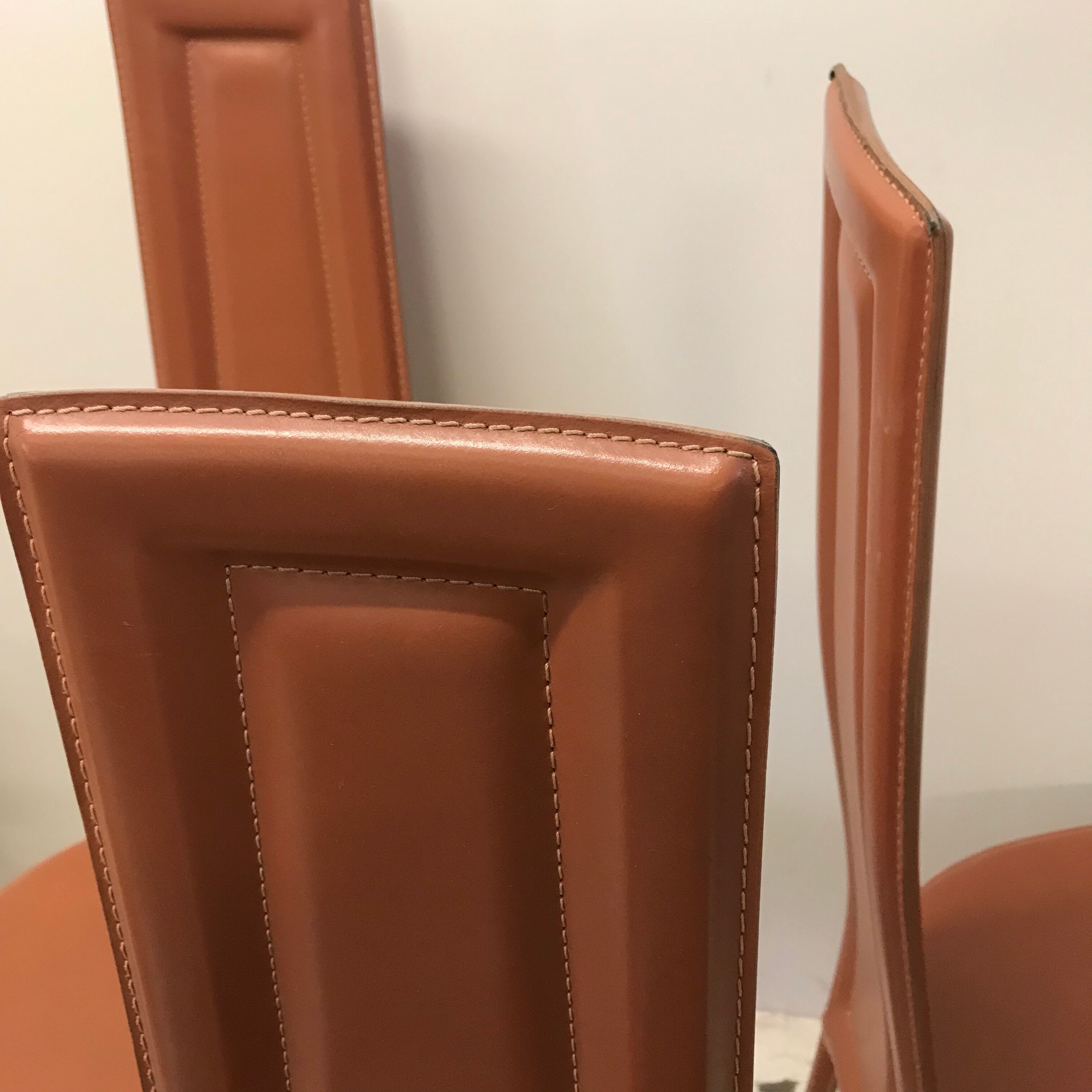 Series of 6 leather chairs