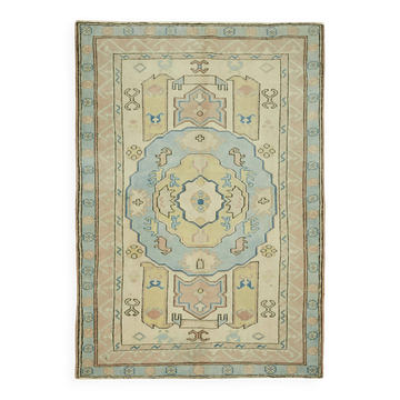 Turkish Vintage Anatolian Rug 140 cm x 191 cm