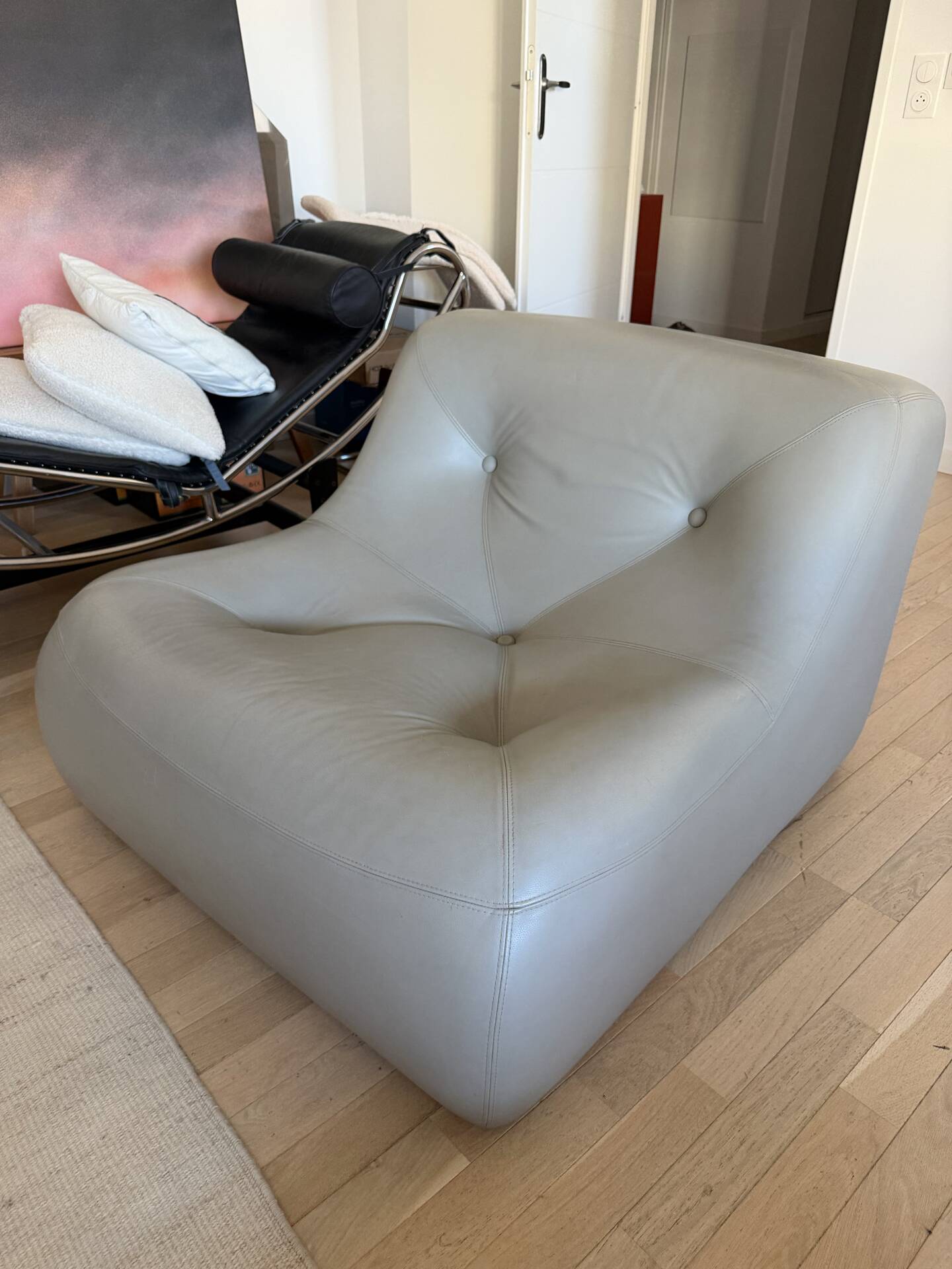 Kali armchair Ligne Roset