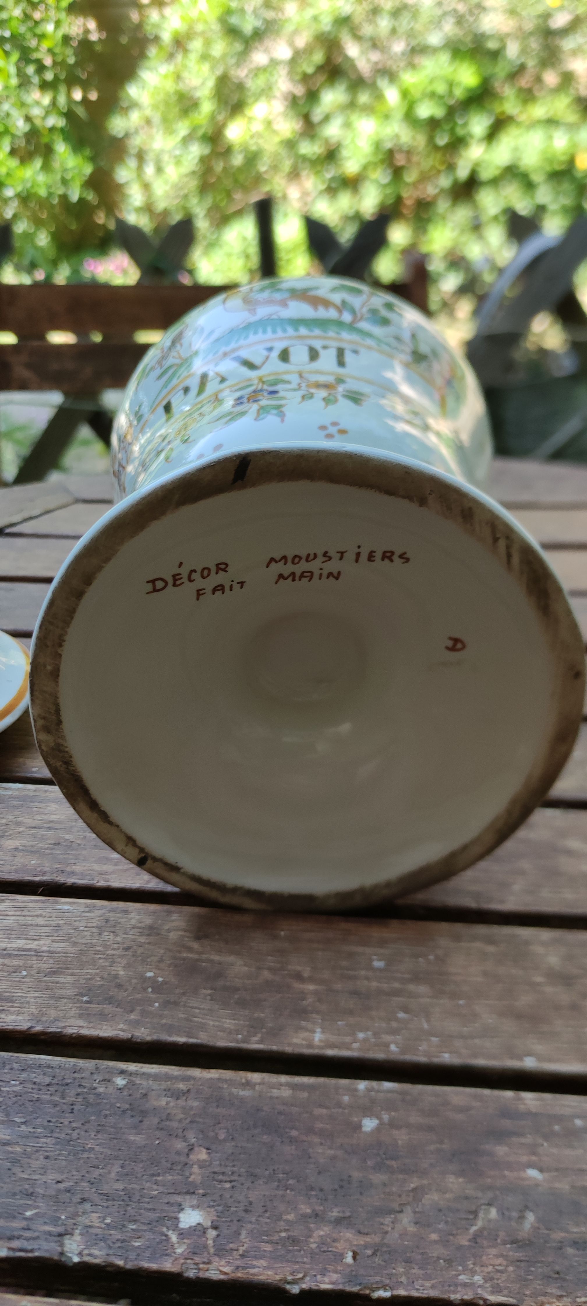 Pot apothecary poppy of the house moustiers