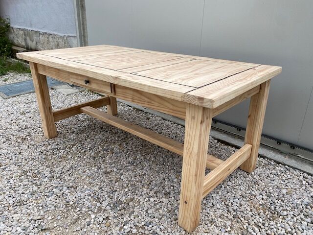 Stripped farm table