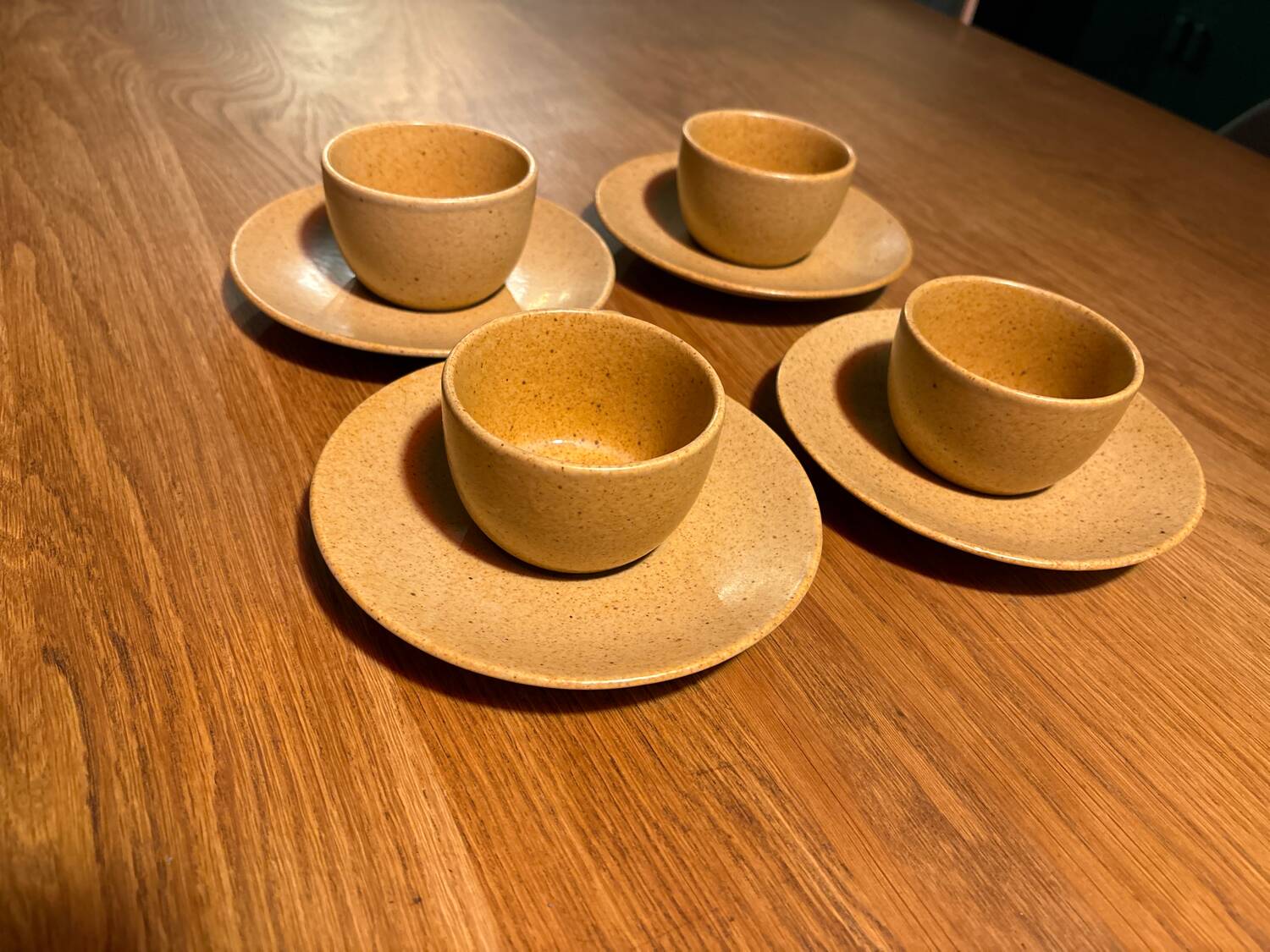 4 vintage stoneware cups