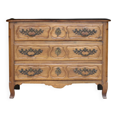 Commode en noyer massif, 18e siècle
