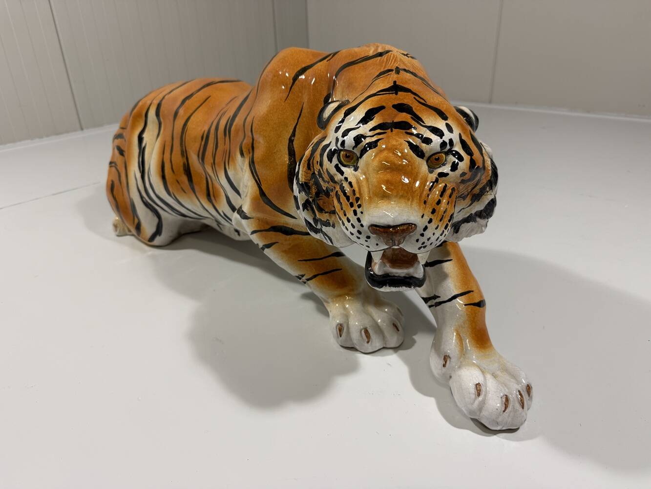 Grand tigre en céramique italienne des années 1970