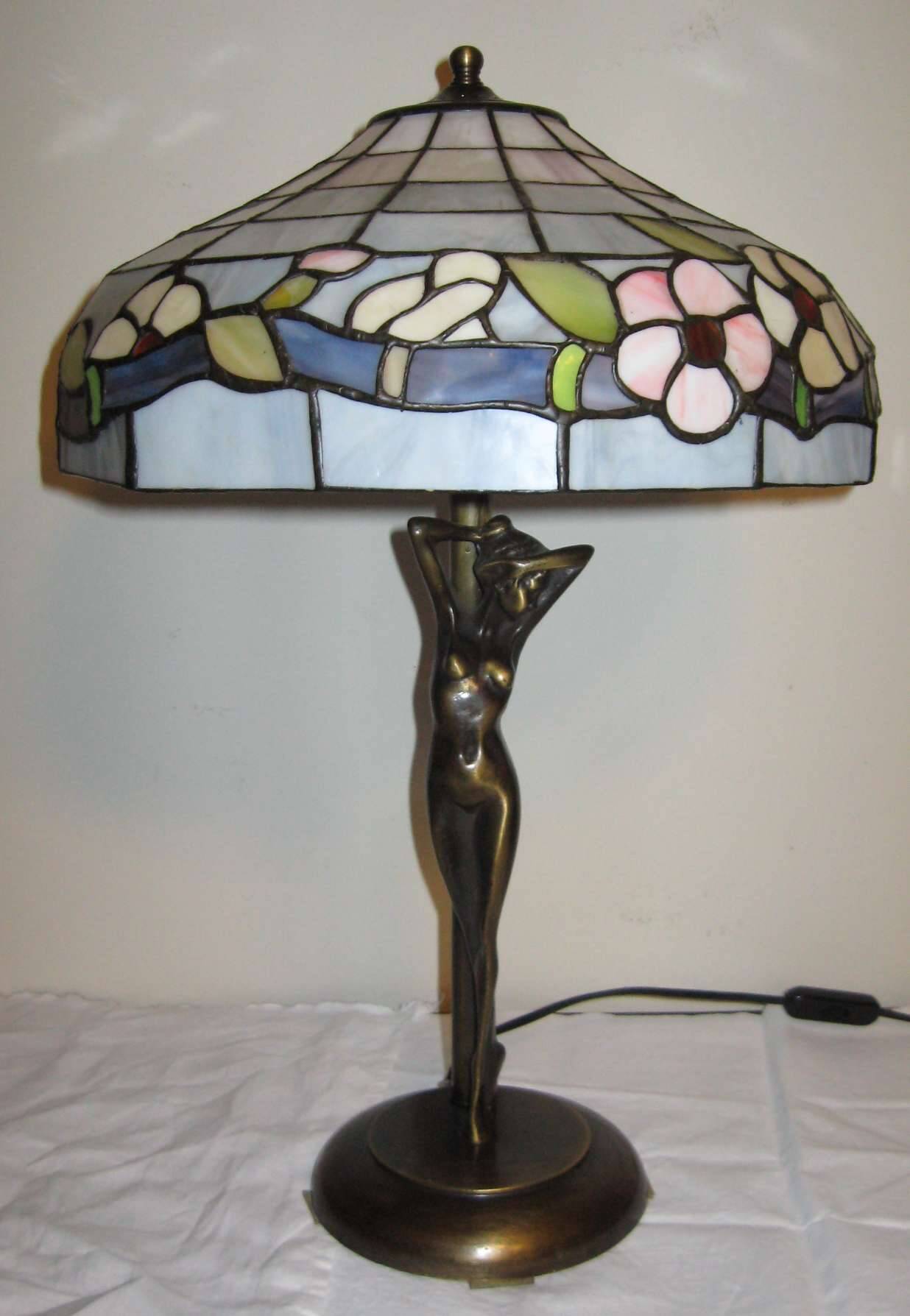 Art Nouveau Table Lamp in Burnished Brass and Coloured Glass (c. 1980)