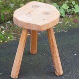 Primitive design stool