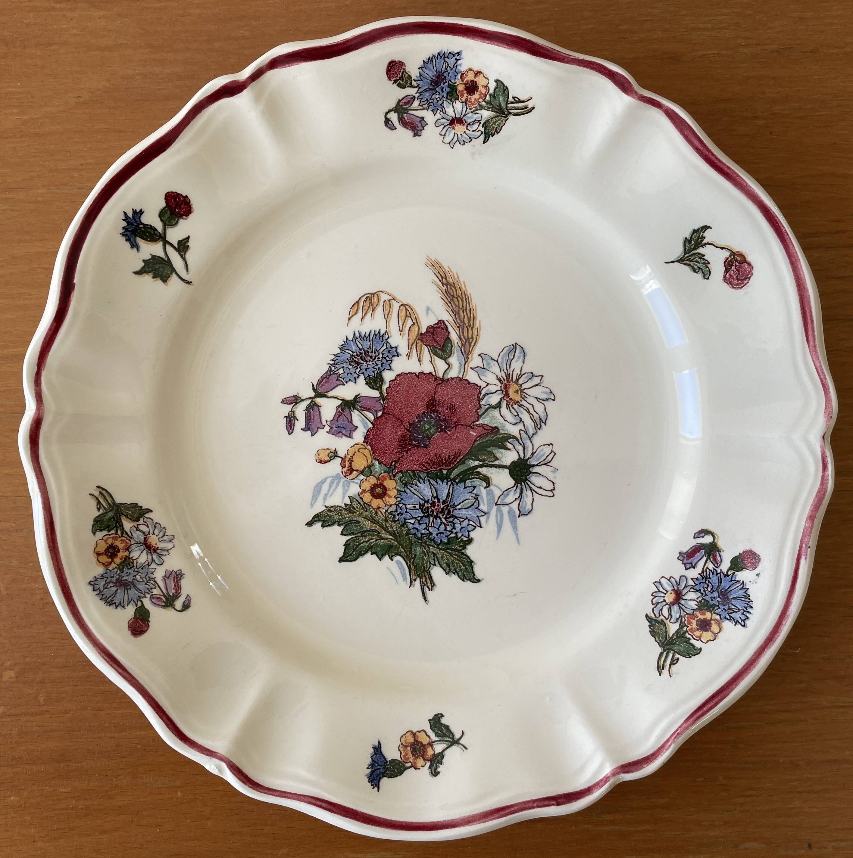 6 antique dessert plates in Sarreguemines earthenware