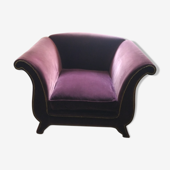 Fauteuil en velours parme violet