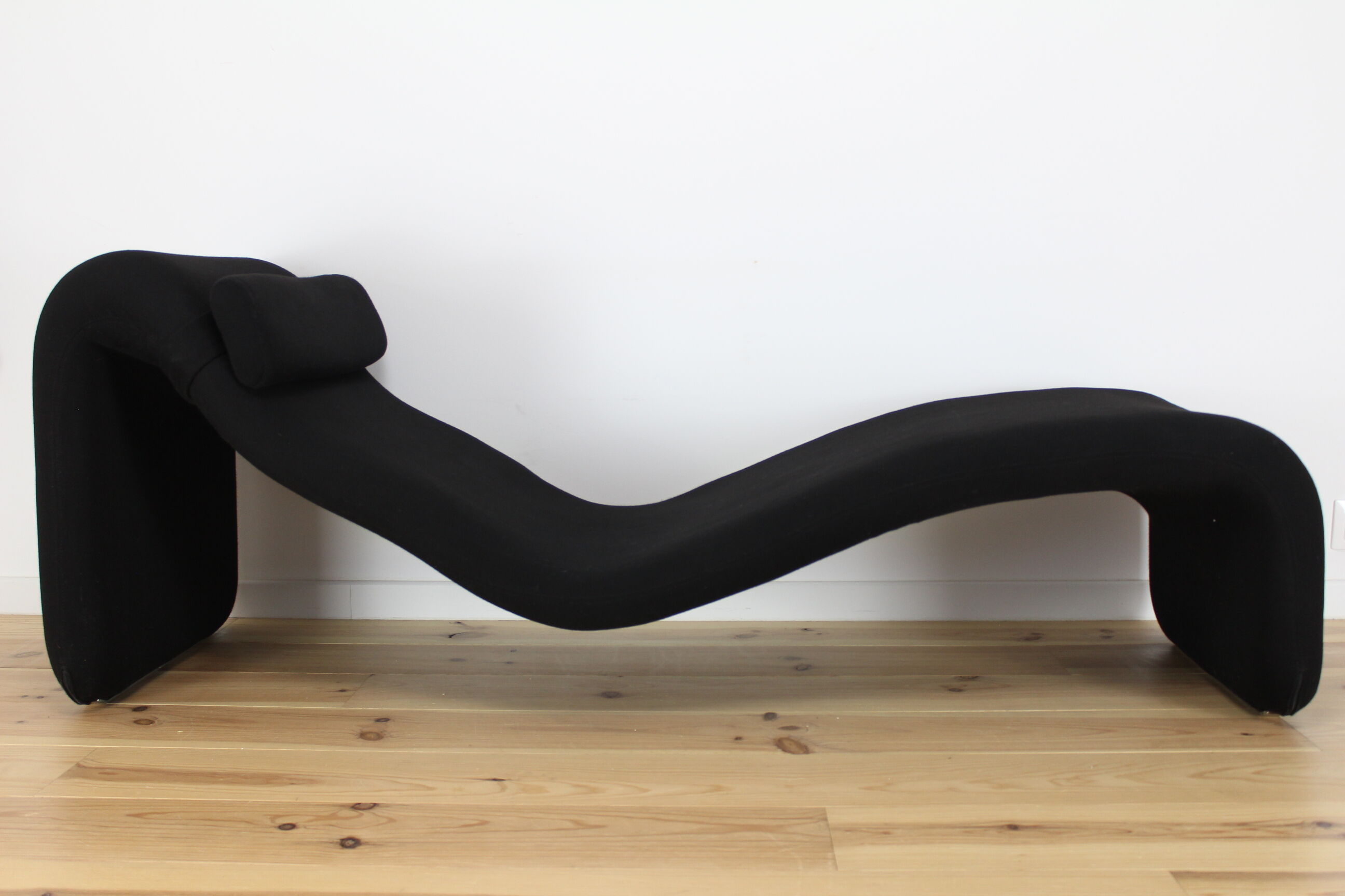 Djinn lounge chair by Olivier Mourgue for Airborne