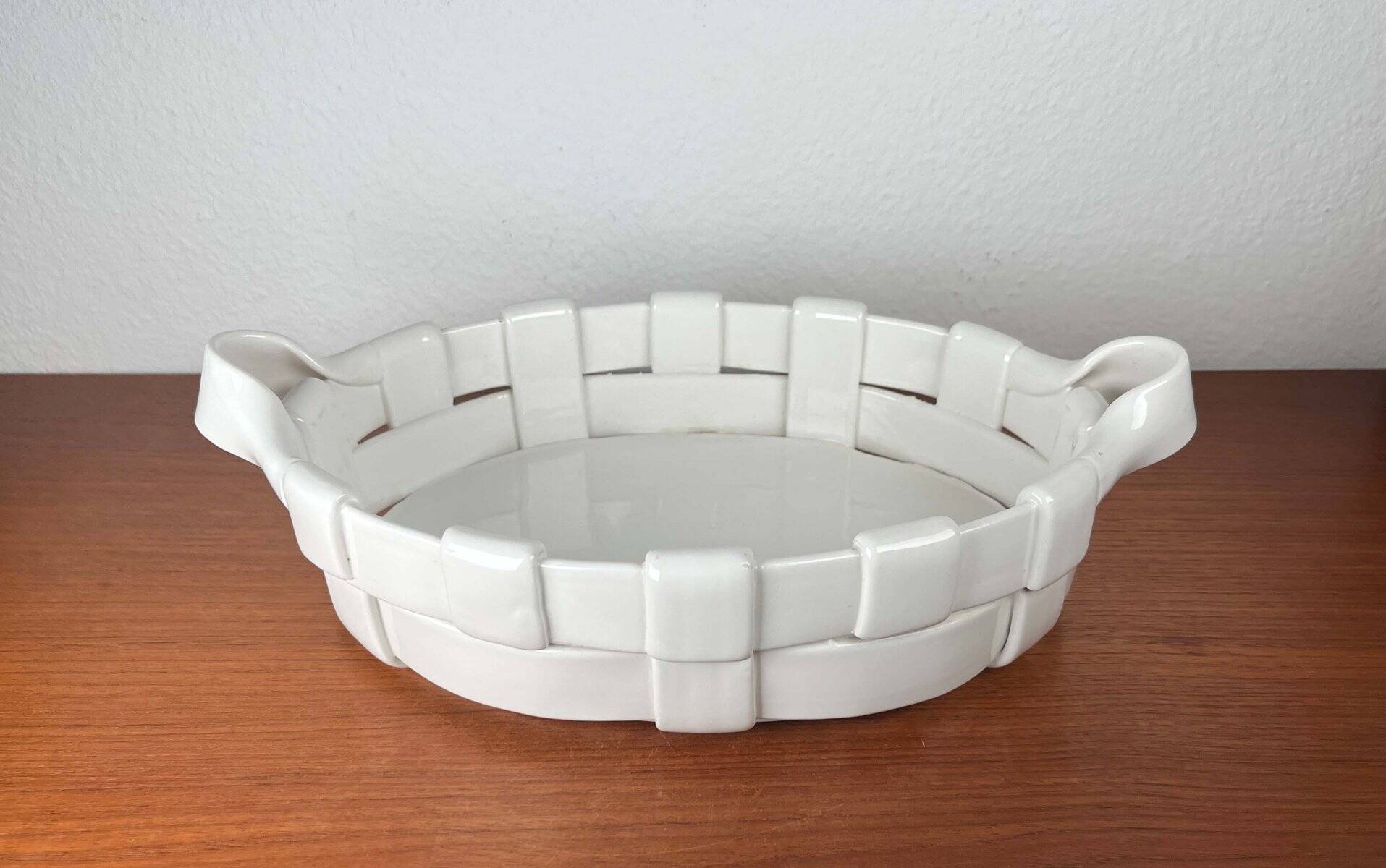 Vintage Italian woven basket in white ceramic