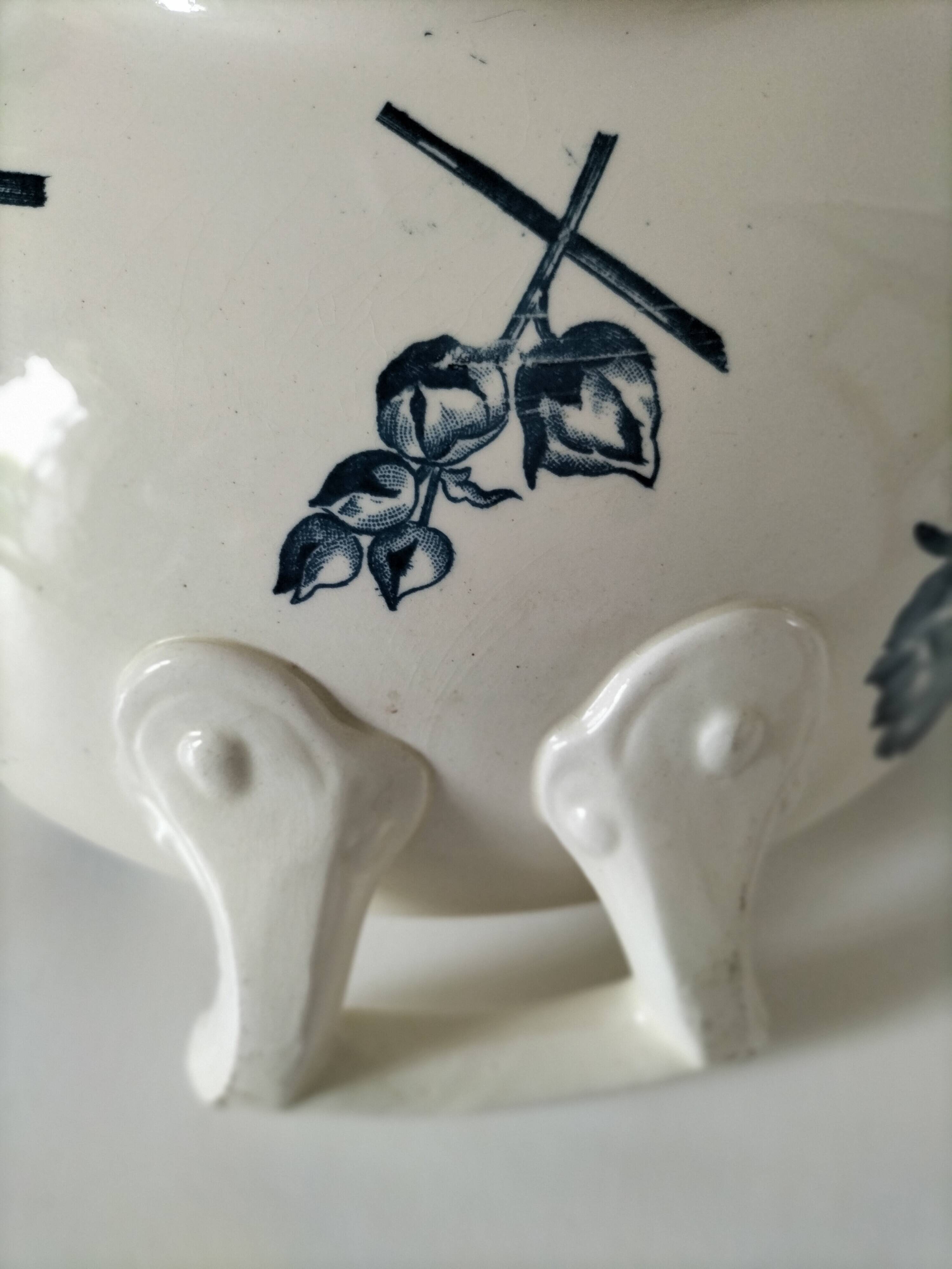 Lion Soup Tureen – Blue-grey Hollyhocks 1890-1920