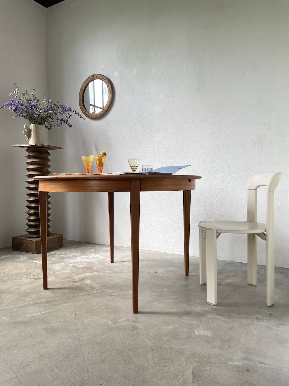 Scandinavian round teak table with extension