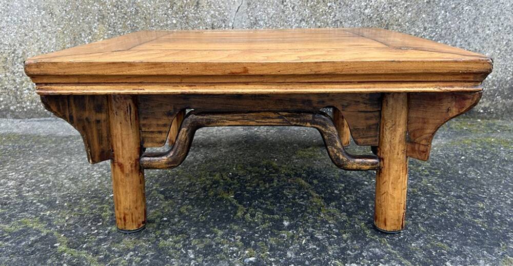 Small Chinese Kang or offering table, late 19th century.