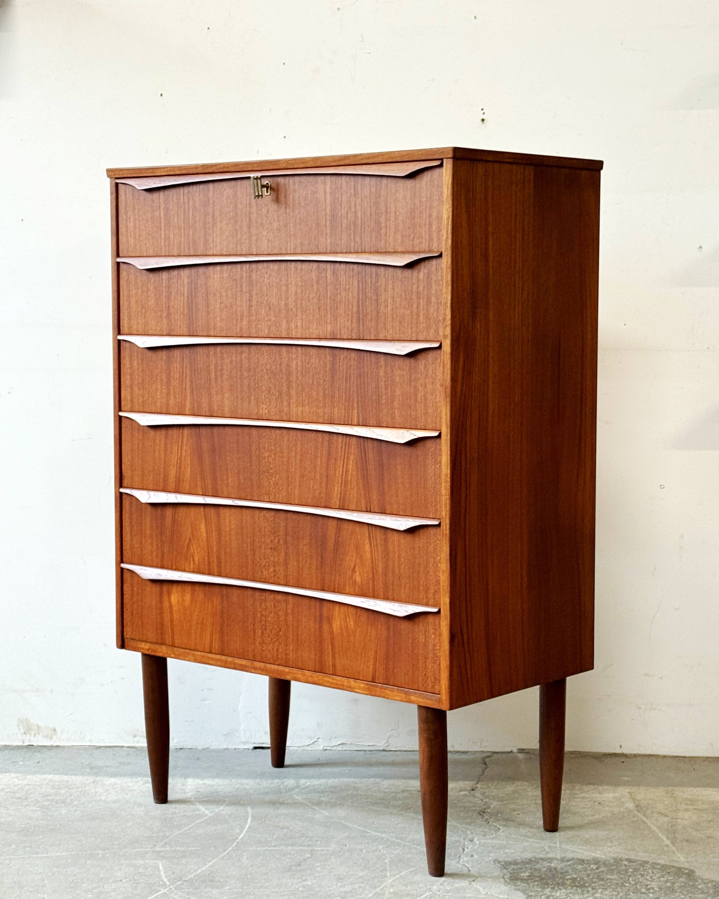Teak Drawer Cabinet, Denmark 1960s/1970s, VNTG, Mid-C Modern