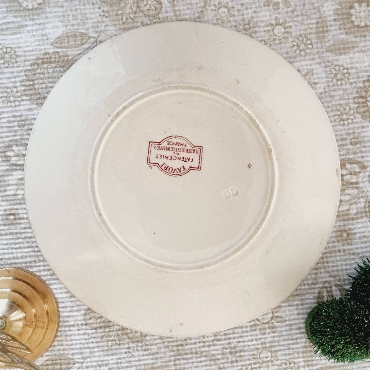 6 iron earth dessert plates lot 4