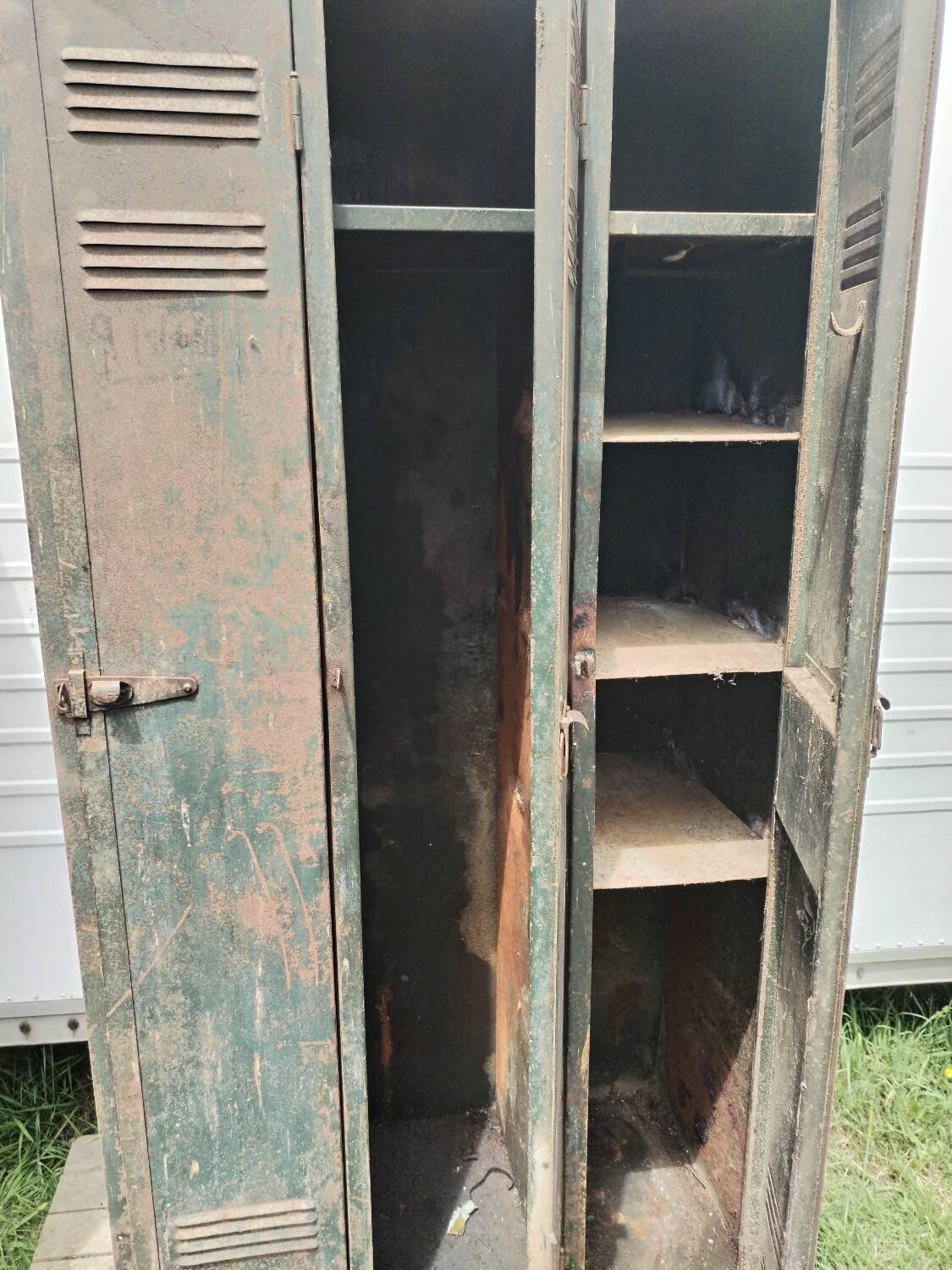 Industrial locker room