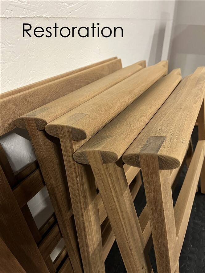 Ensemble de 2 fauteuils en teck "Capella" restaurés d'Illum Wikkelsø / Niels Eilersen.